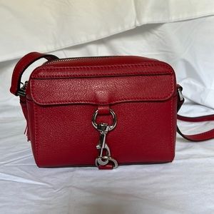 Like new!! Rebecca Minkoff MAB Camera Crossbody Bag in stunning red!